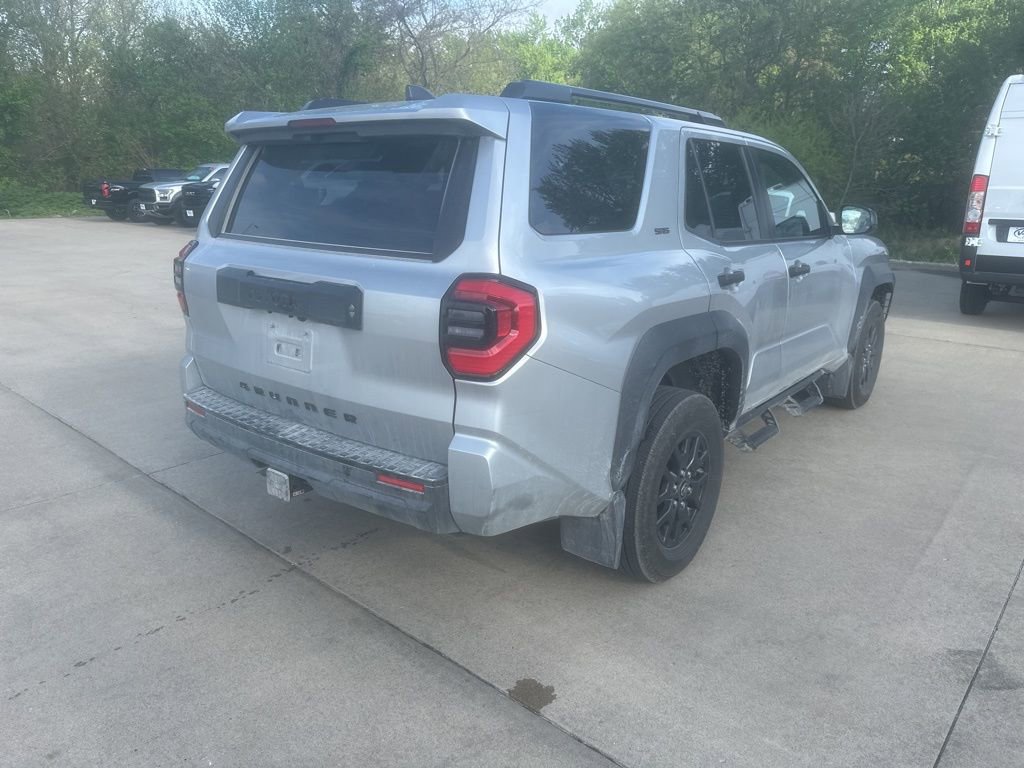 Used 2026 Toyota 4Runner SR5 AWD/4WD image 7
