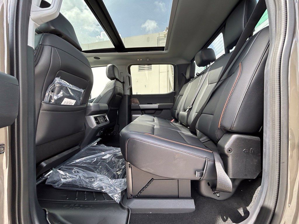 New 2027 Ford F250 Lariat w/ Lariat Ultimate Package AWD/4WD image 37