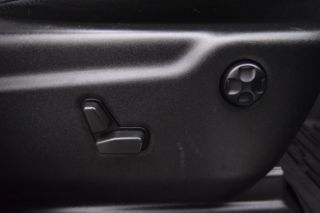 Used 2021 Jeep Grand Cherokee Limited w/ Premium Lighting Group AWD/4WD image 29