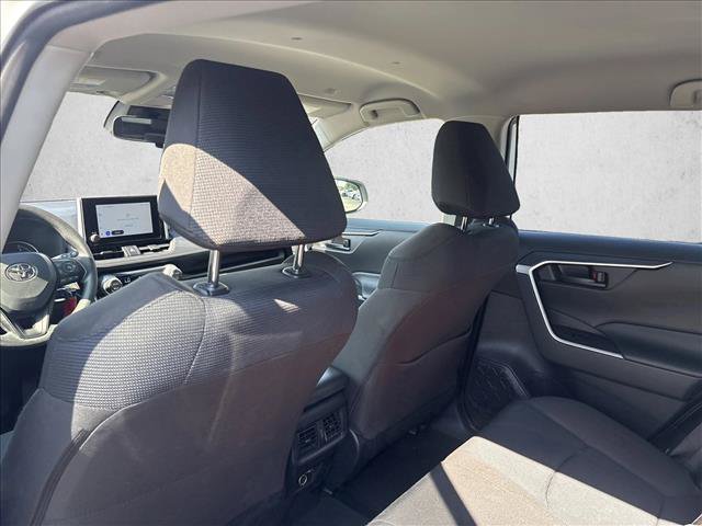 Used 2025 Toyota RAV4 LE AWD/4WD image 21