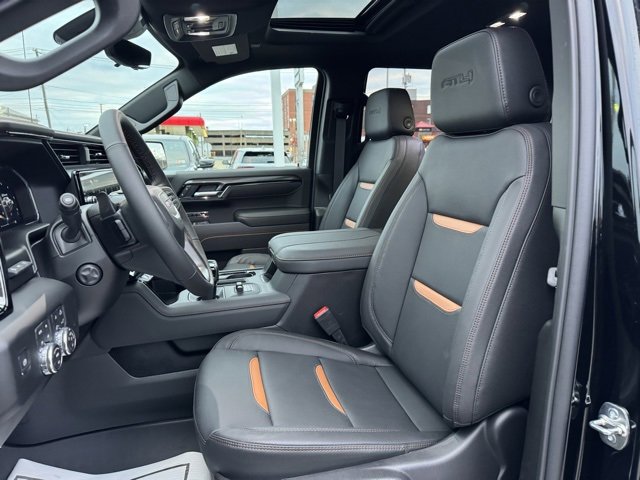 Certified 2025 GMC Sierra 1500 AT4 w/ AT4 Premium Package image 11