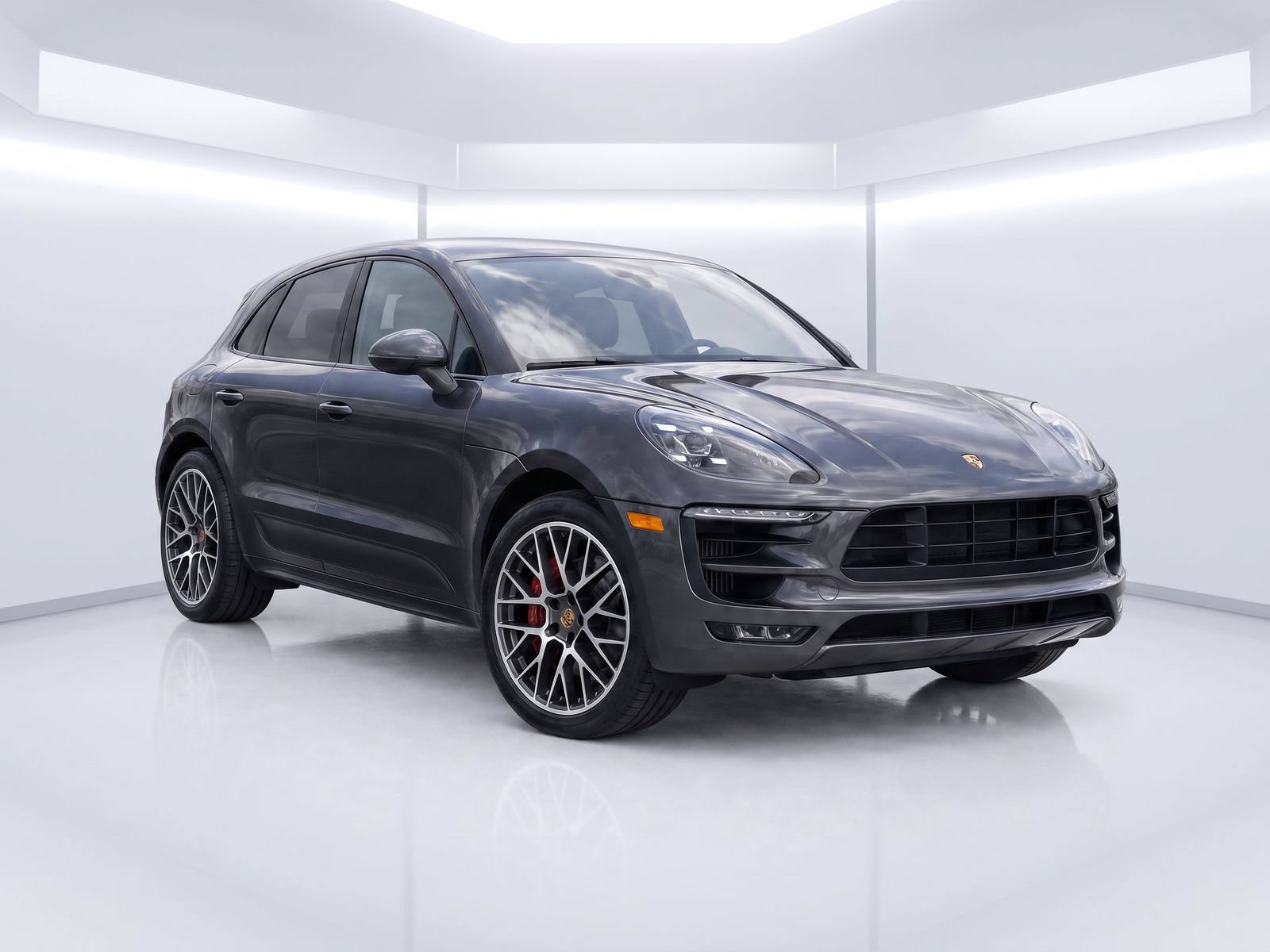 Used 2017 Porsche Macan GTS AWD/4WD image 6