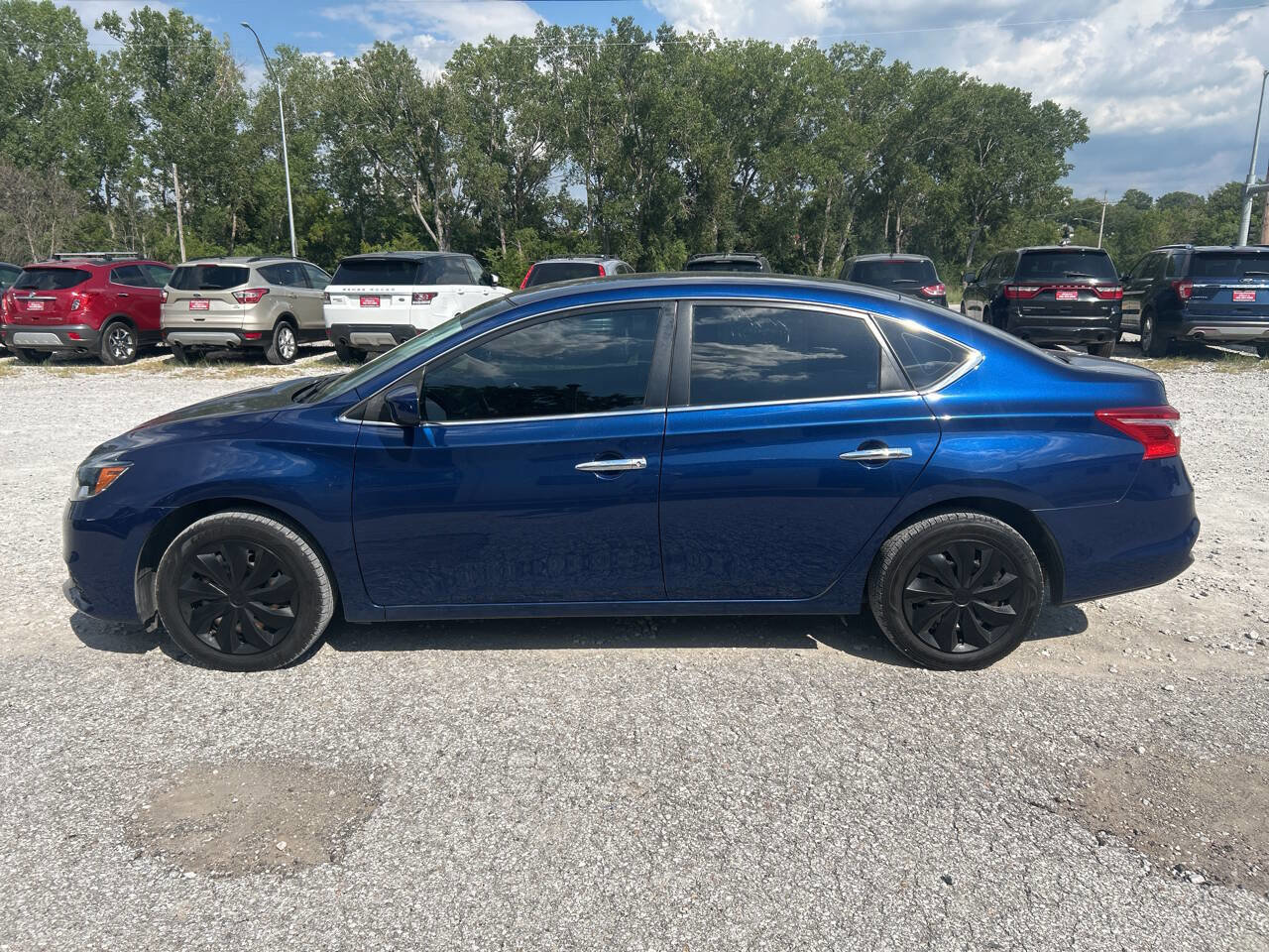 Used 2019 Nissan Sentra S image 6