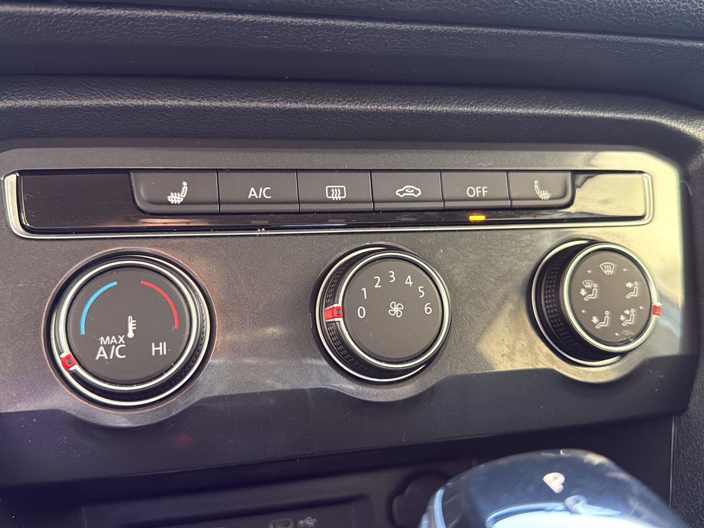 Used 2022 Volkswagen Tiguan S AWD/4WD image 27