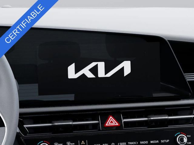Certified 2025 Kia Niro EX image 20