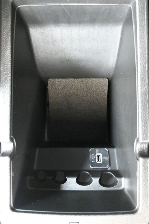 Used 2021 Jeep Cherokee Latitude Lux 80th Anniv w/ Quick Order Package 26U 80TH image 38