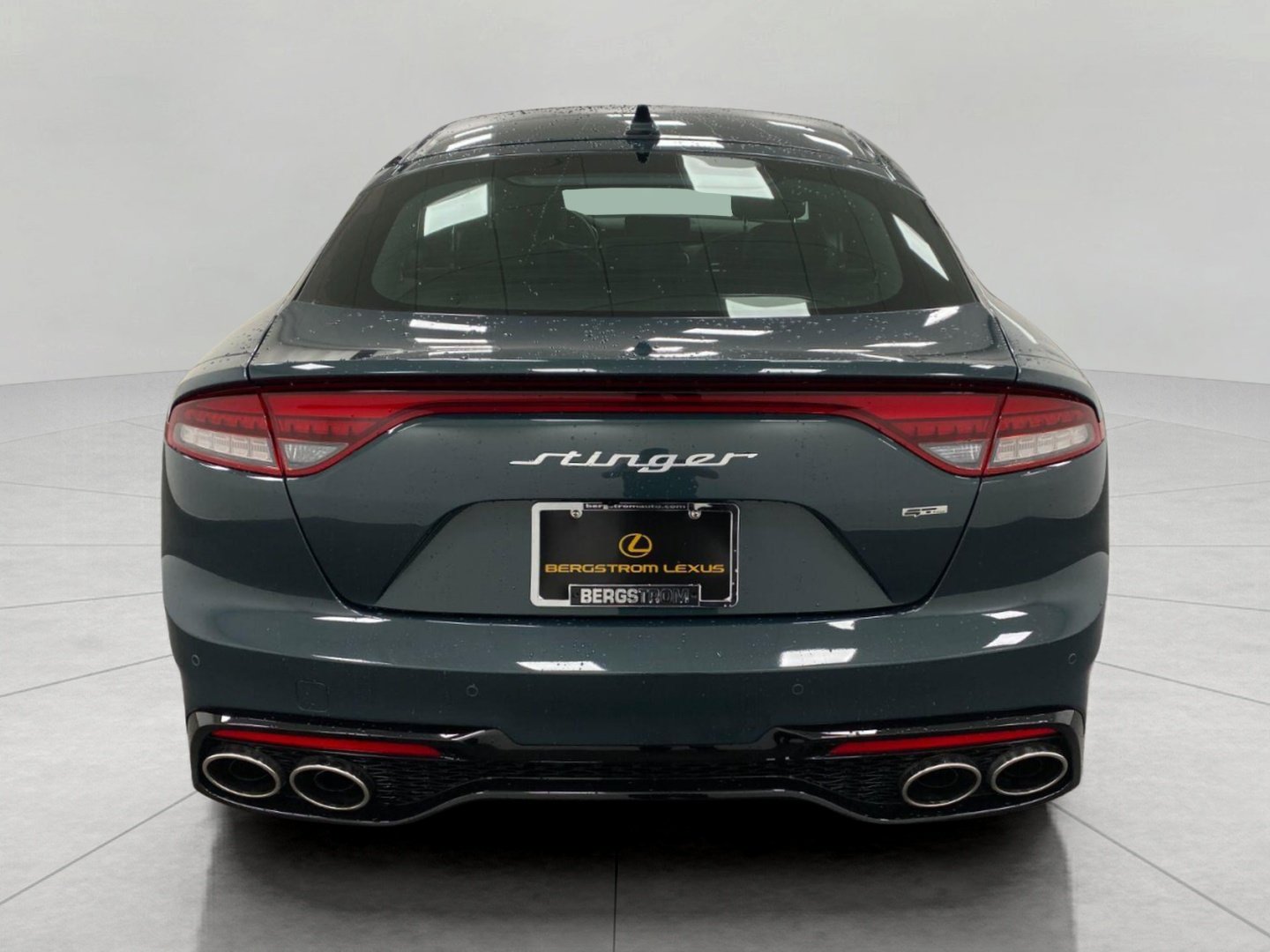 Used 2023 Kia Stinger GT-Line w/ Sun & Sound Package AWD/4WD image 5