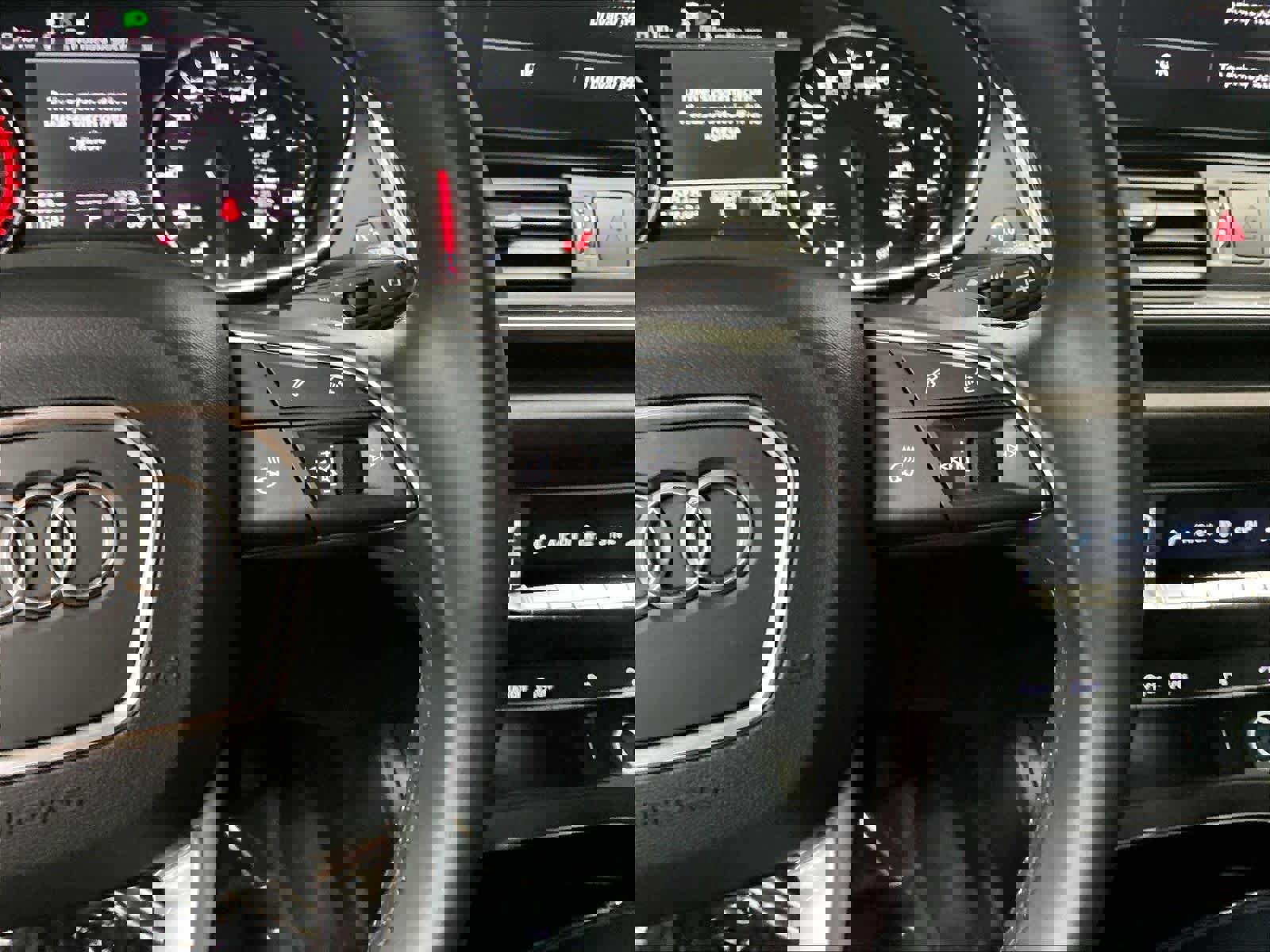 Used 2023 Audi Q5 2.0T Premium w/ Convenience Package image 22