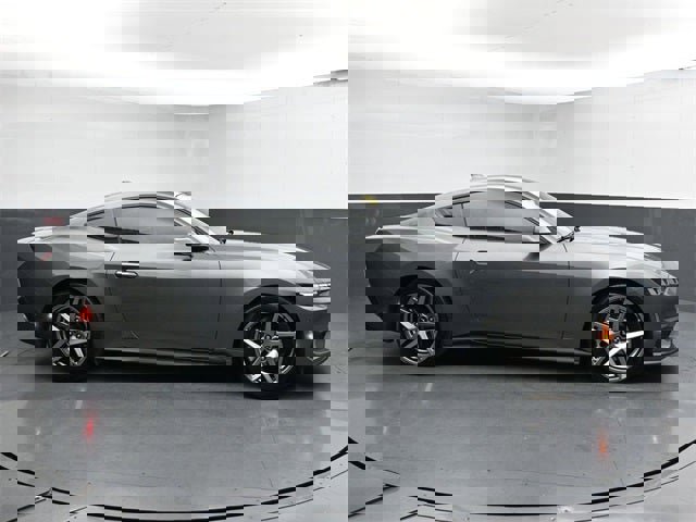 Used 2024 Ford Mustang Premium image 15