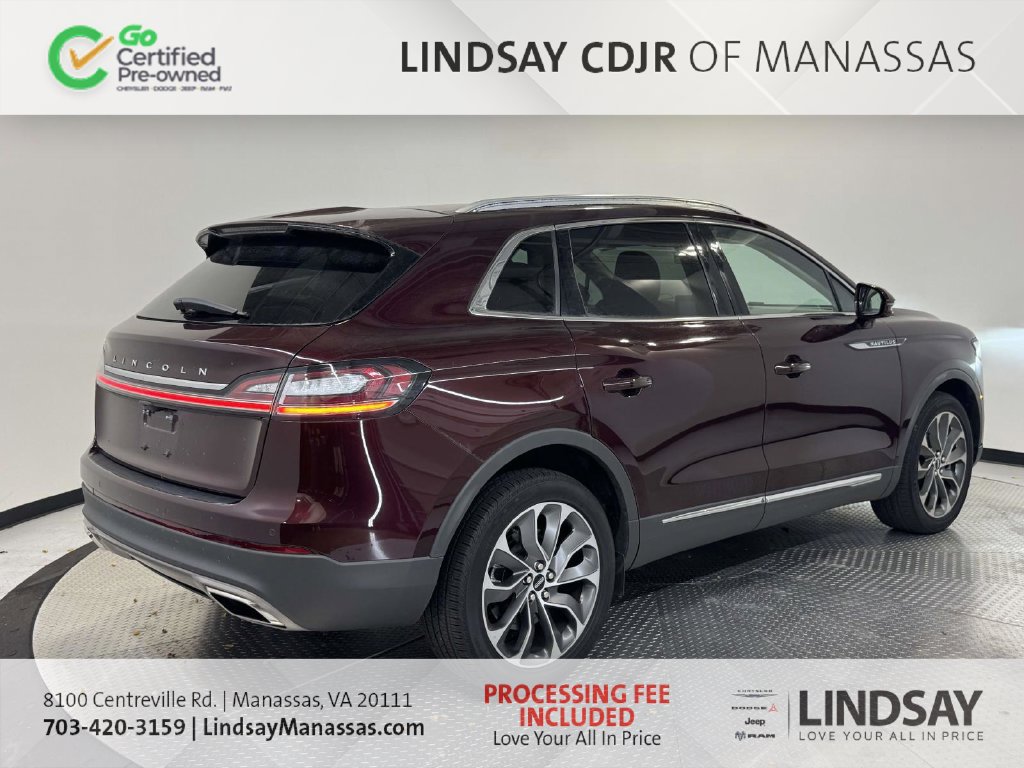 Used 2023 Lincoln Nautilus Reserve AWD/4WD image 7