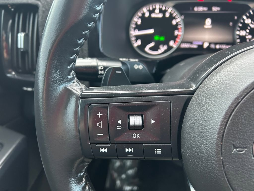 Used 2024 Nissan Pathfinder SV image 20