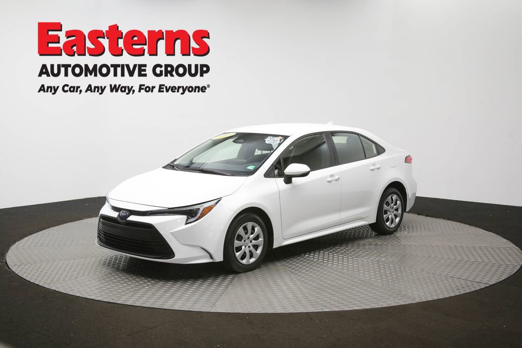 Used 2024 Toyota Corolla LE image 55