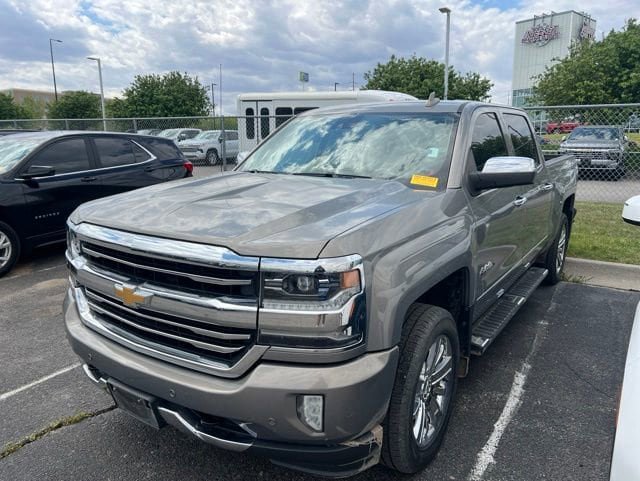 Used 2017 Chevrolet Silverado 1500 High Country AWD/4WD image 3