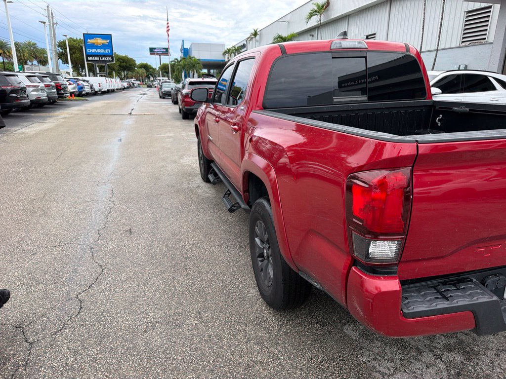 Used 2023 Toyota Tacoma SR5 w/ Technology Package RWD image 5