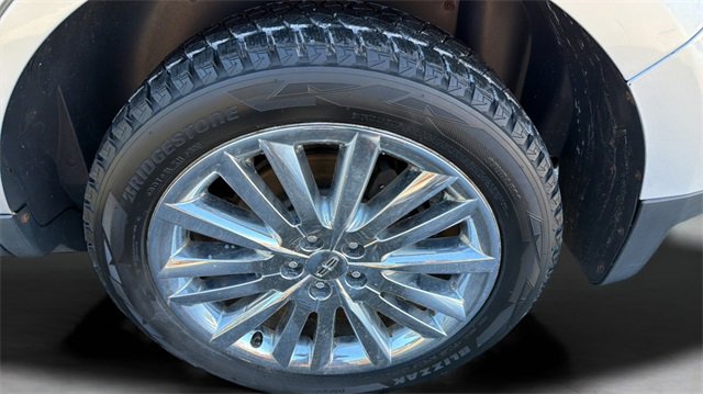 Used 2011 Lincoln MKX AWD w/ 102A Rapid Spec Order Code image 25