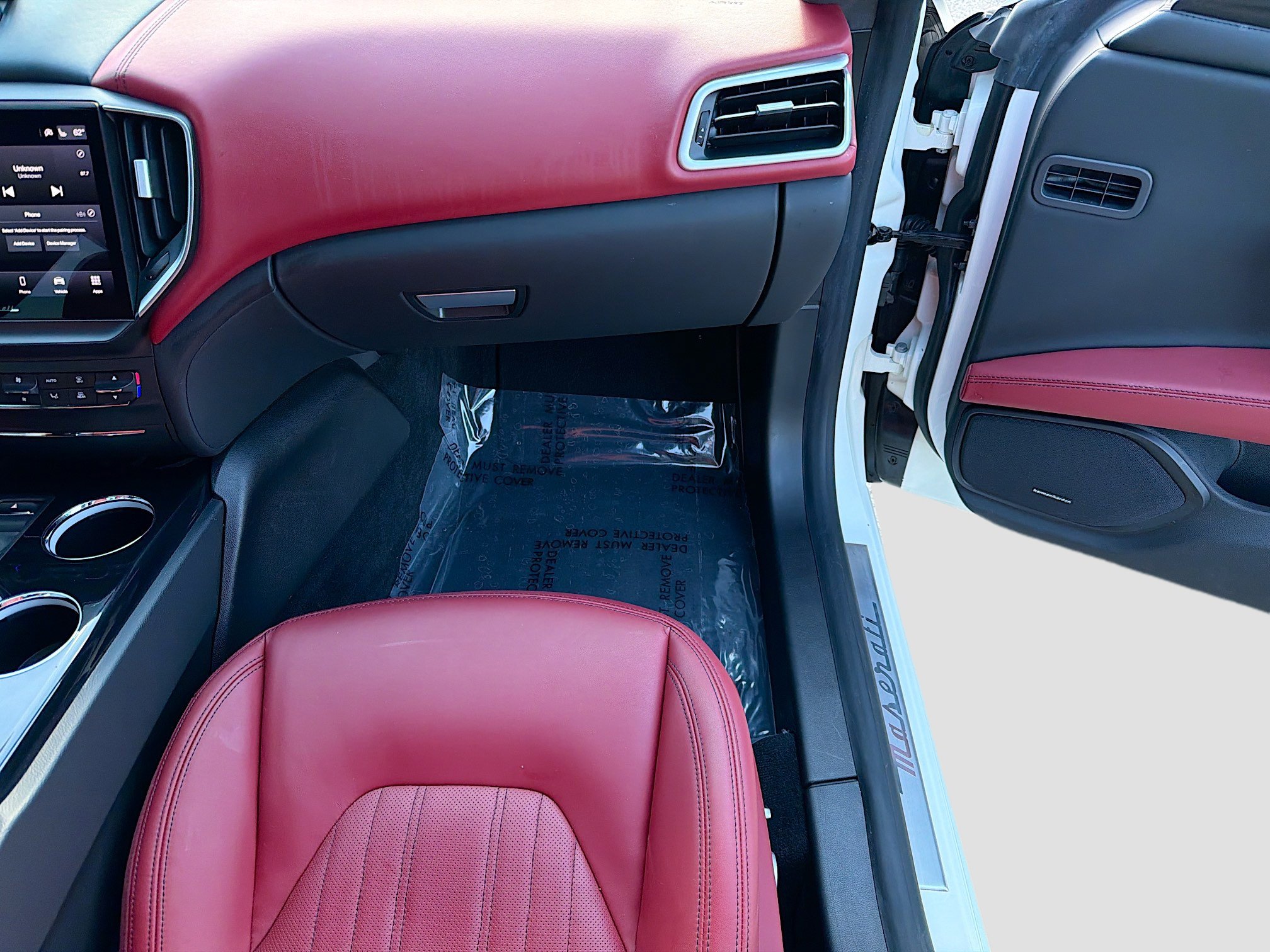 Used 2023 Maserati Ghibli Modena image 18