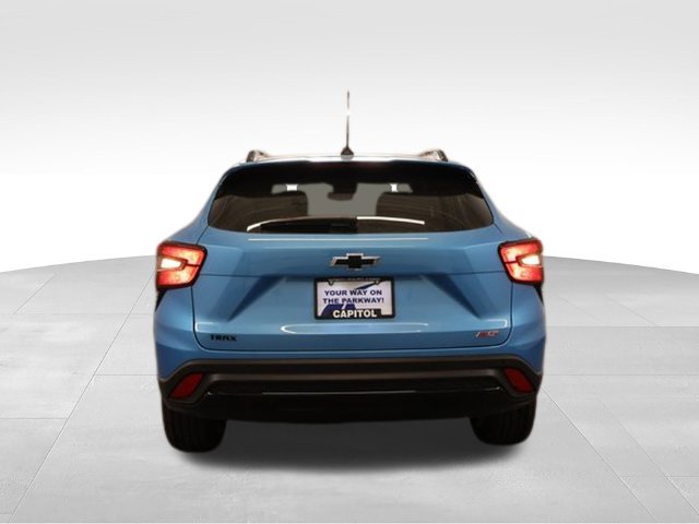 New 2026 Chevrolet Trax RS w/ Driver Confidence Package FWD image 4