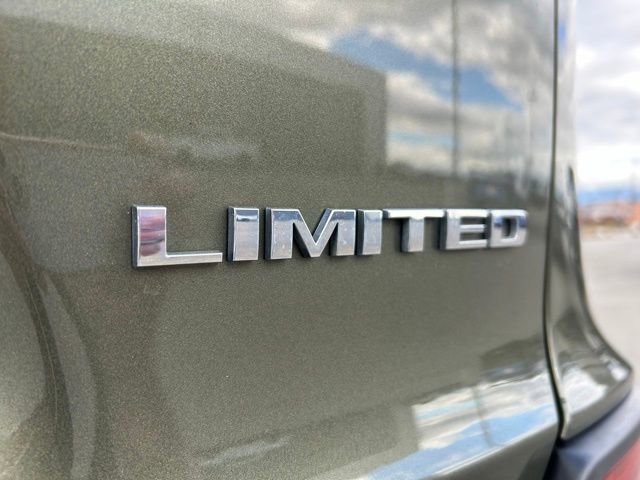 Used 2019 Jeep Cherokee Limited image 11