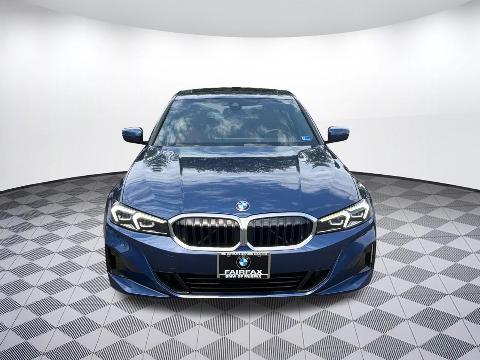 Certified 2023 BMW 330i Sedan w/ Premium Package RWD image 6
