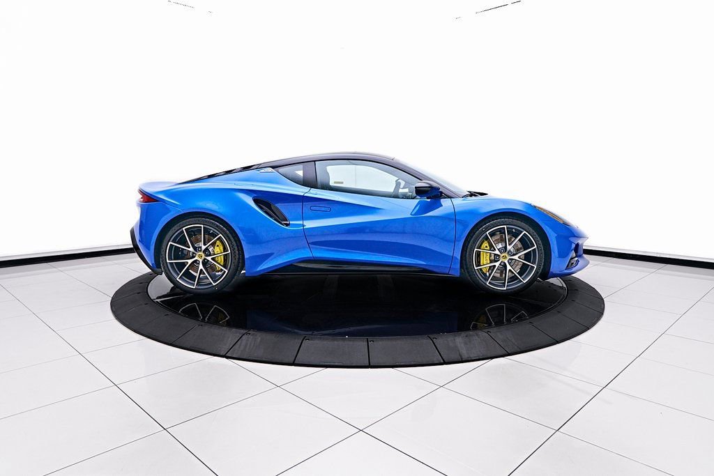 Used 2025 Lotus Emira RWD image 14