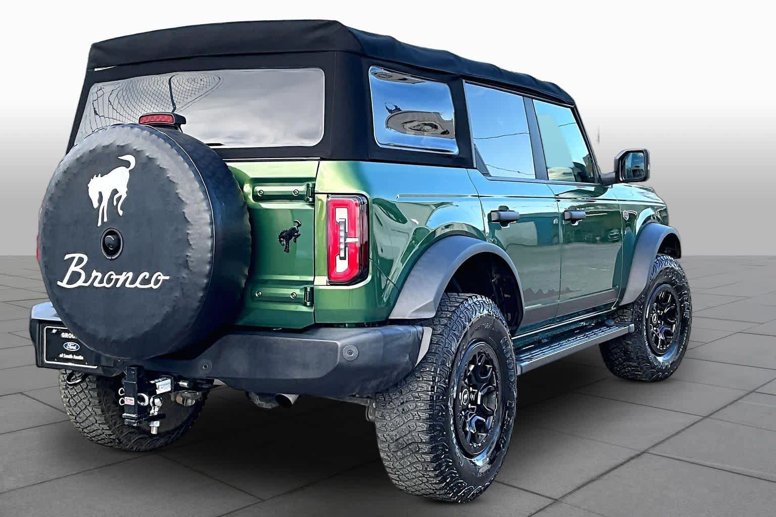 Used 2022 Ford Bronco Wildtrak AWD/4WD image 13