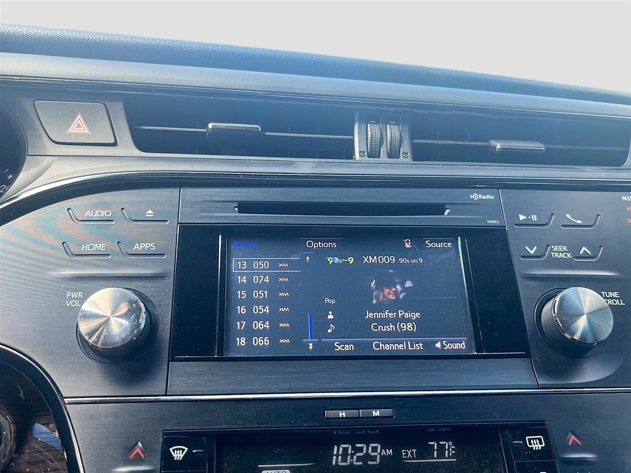 Used 2015 Toyota Avalon XLE Premium image 18