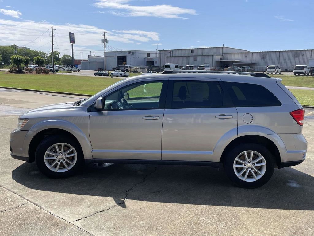Used 2017 Dodge Journey SXT AWD/4WD image 6