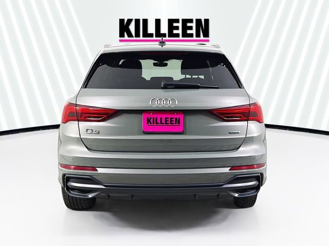Used 2022 Audi Q3 2.0T Premium Plus w/ Premium Plus Package image 5