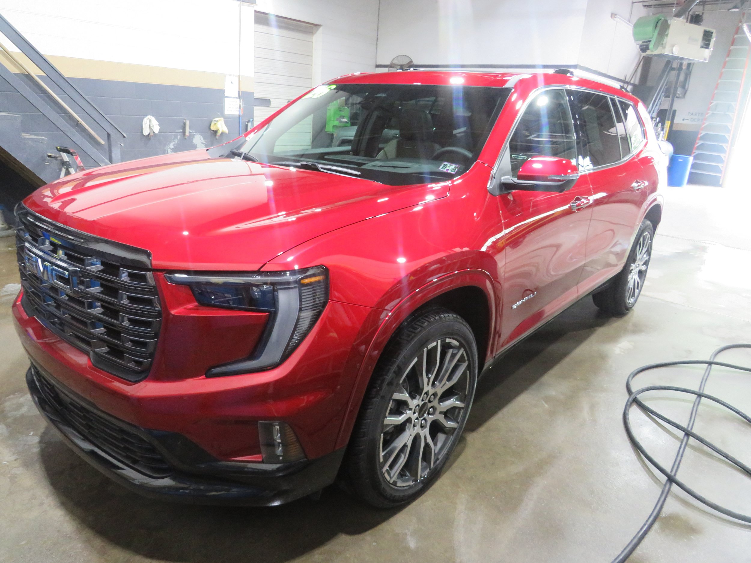 Used 2026 GMC Acadia Denali Ultimate AWD/4WD video 3