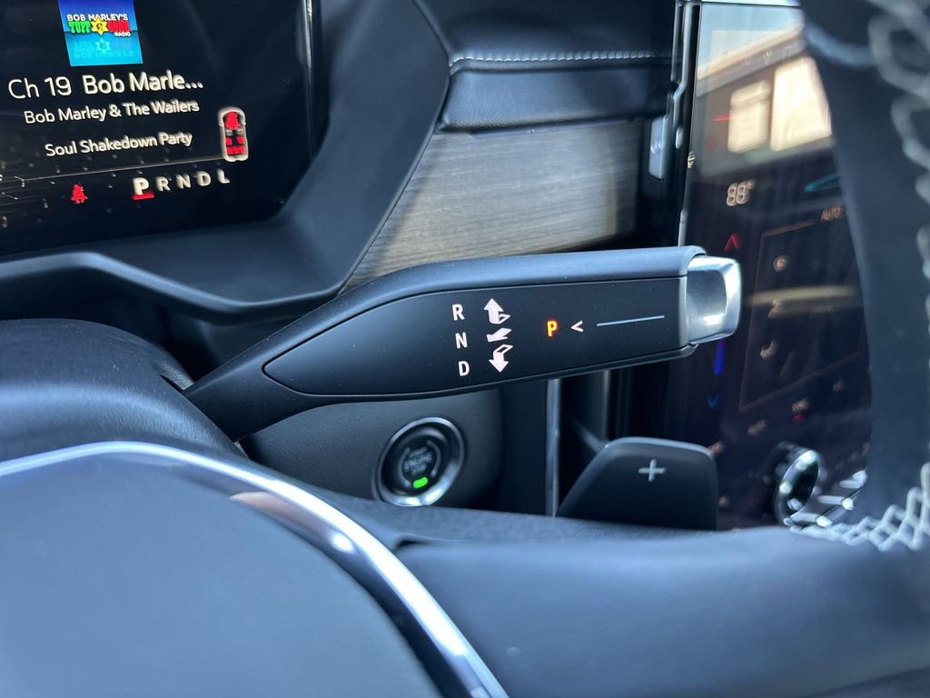 Used 2024 GMC Acadia Denali w/ Super Cruise Package image 19