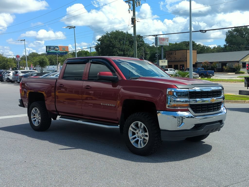 Used 2018 Chevrolet Silverado 1500 LT w/ All Star Edition AWD/4WD image 8