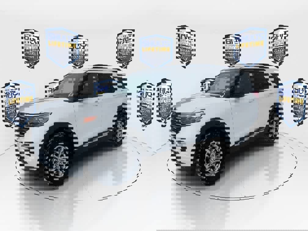 Used 2022 Ford Explorer XLT w/ Equipment Group 202A image 4