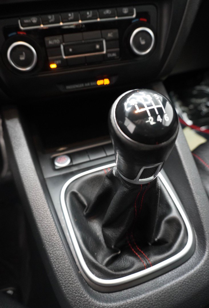 Used 2012 Volkswagen Jetta GLI FWD image 18
