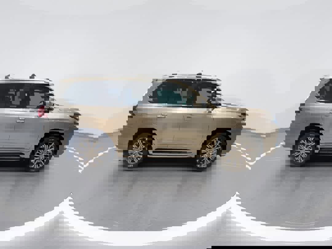 Used 2017 Lexus LX 570 4WD w/ Luxury Package image 9