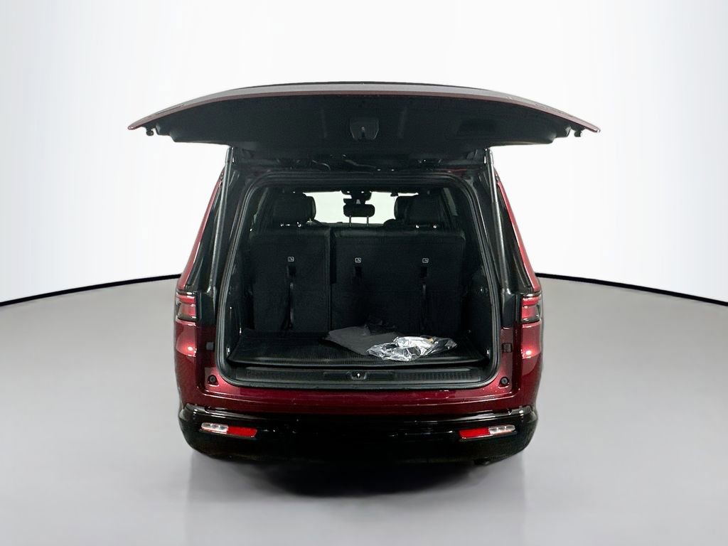 New 2025 Jeep Wagoneer Series II AWD/4WD image 16