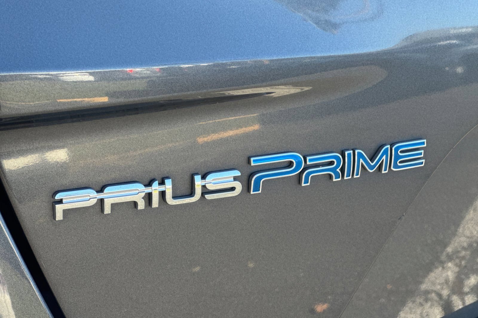 Used 2020 Toyota Prius Prime Limited FWD image 29