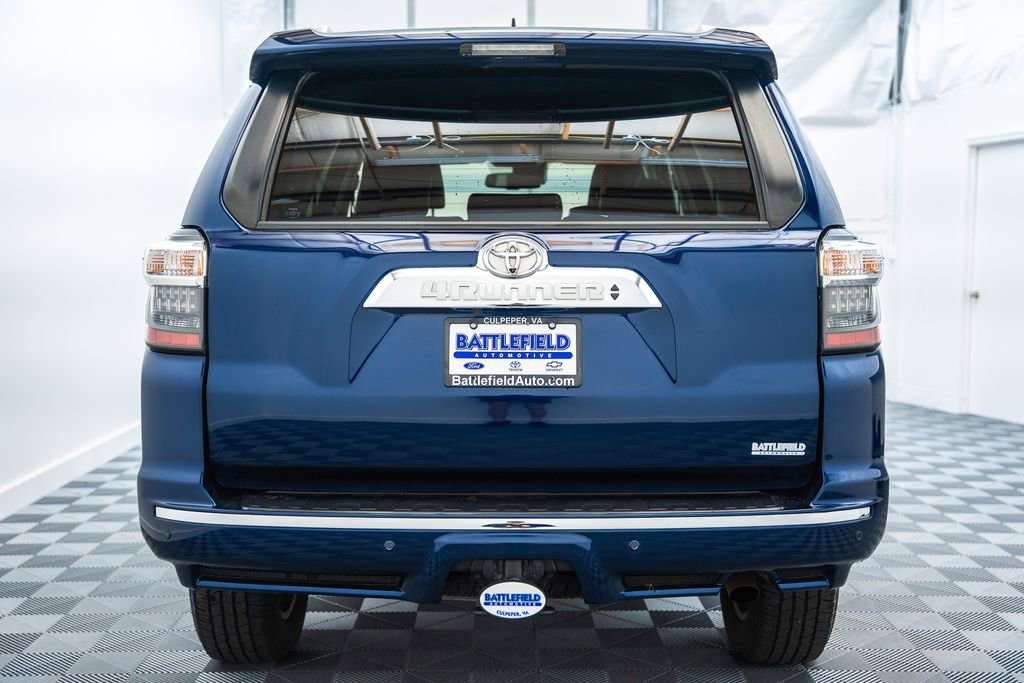 Used 2020 Toyota 4Runner Limited AWD/4WD image 6
