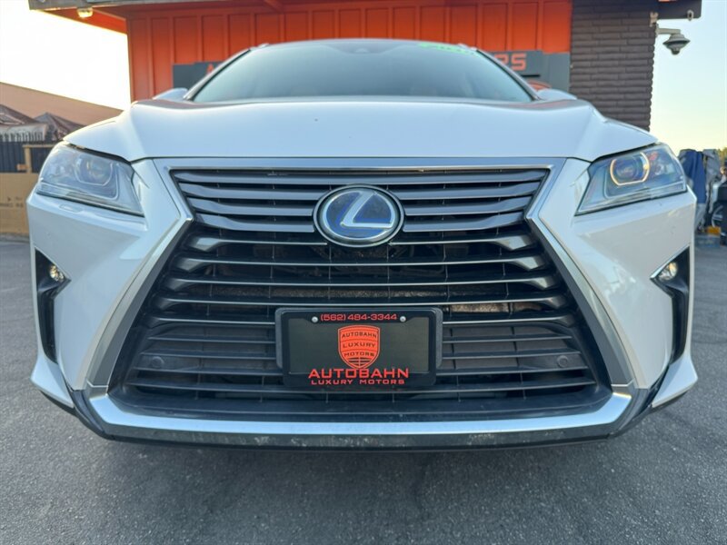 Used 2018 Lexus RX 450h AWD w/ Premium Package image 4