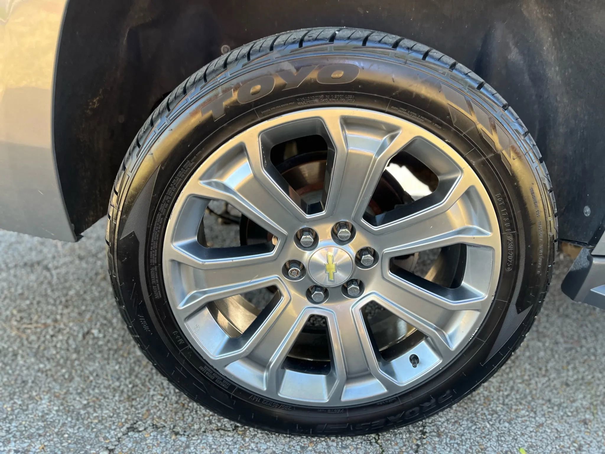 Used 2018 Chevrolet Tahoe LS w/ Enhanced Driver Alert Package RWD image 35