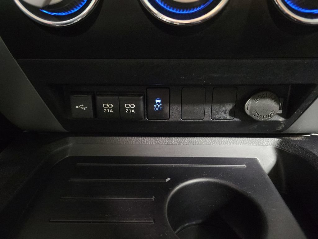 Used 2021 Toyota Tundra SR5 w/ SX Package RWD image 18
