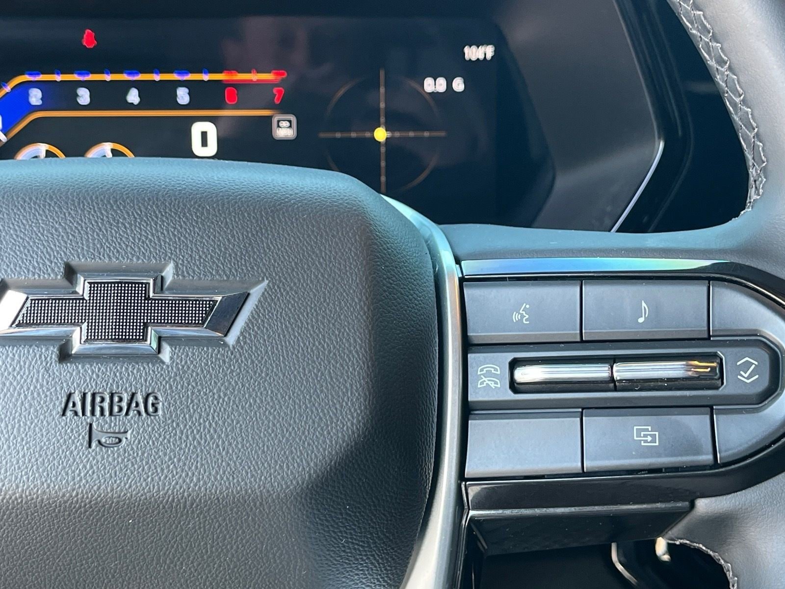 Used 2024 Chevrolet Colorado ZR2 w/ Technology Package AWD/4WD image 20