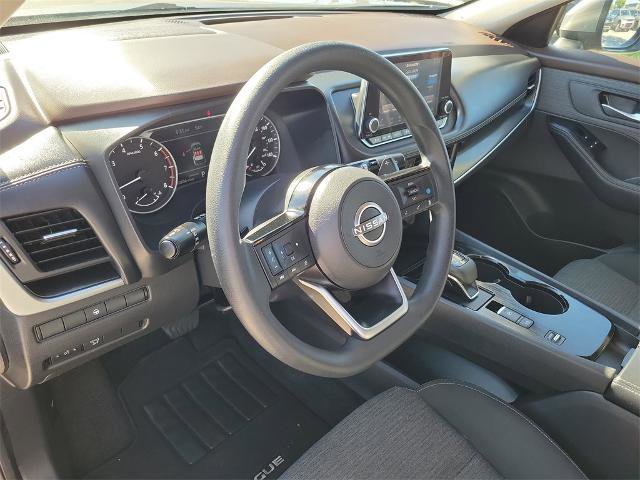 Certified 2023 Nissan Rogue SV image 22