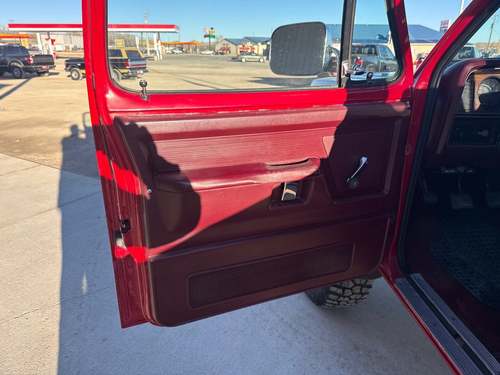 Used 1989 Dodge D/W Truck 100 AWD/4WD image 14