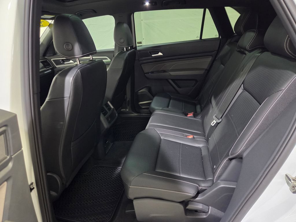 Used 2023 Volkswagen Atlas Cross Sport SEL AWD/4WD image 15