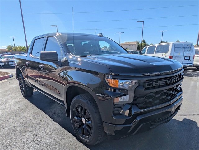 Used 2025 Chevrolet Silverado 1500 Custom image 8