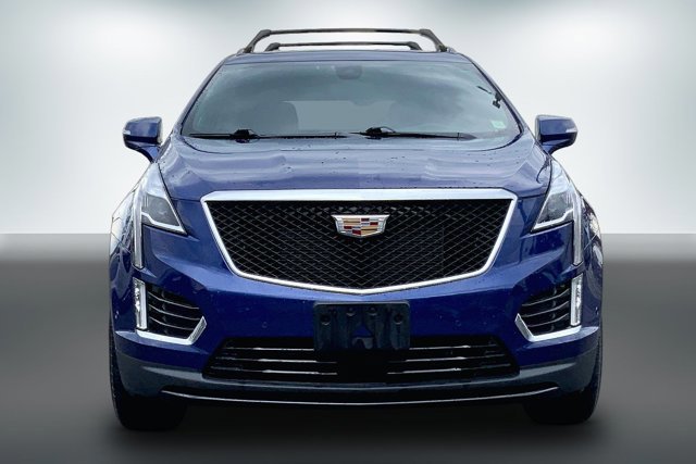 Used 2023 Cadillac XT5 Sportv w/ Technology Package AWD/4WD image 2