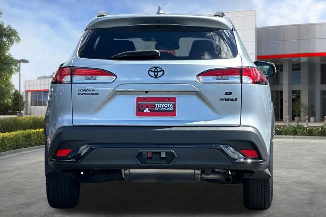 Used 2024 Toyota Corolla Cross AWD Hybrid image 5