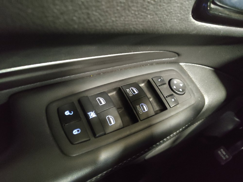 Used 2024 Dodge Durango SXT RWD image 27