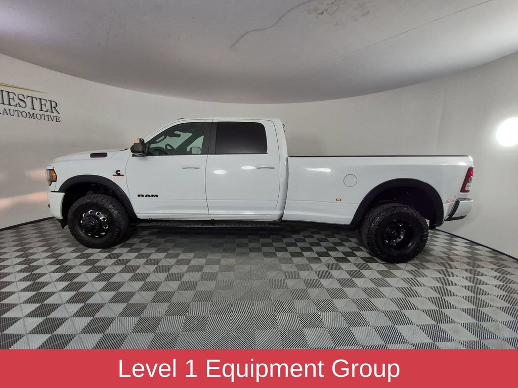Used 2021 RAM 3500 Big Horn w/ Night Edition AWD/4WD image 7