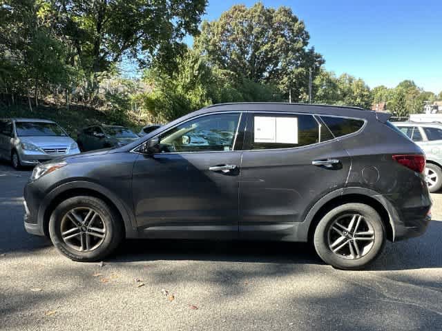 Used 2017 Hyundai Santa Fe Sport AWD/4WD image 2